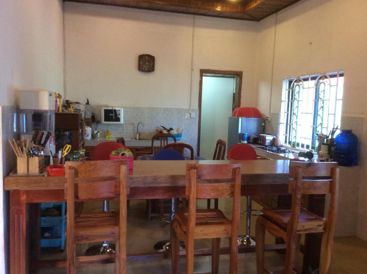 Bed and Breakfast Terre De Lumiere Senmonorom Zimmer foto